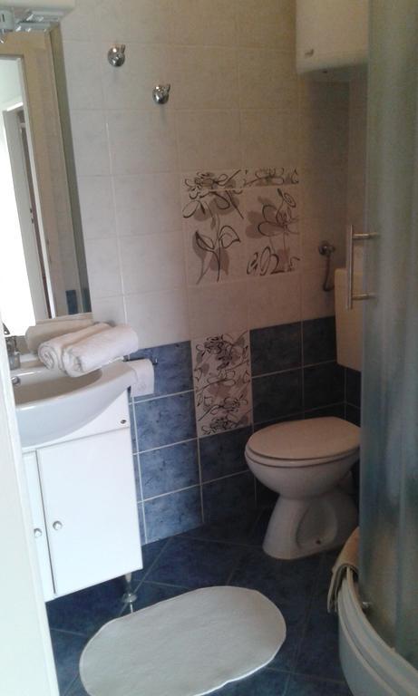 Apartments Davor Biograd Na Moru Room photo