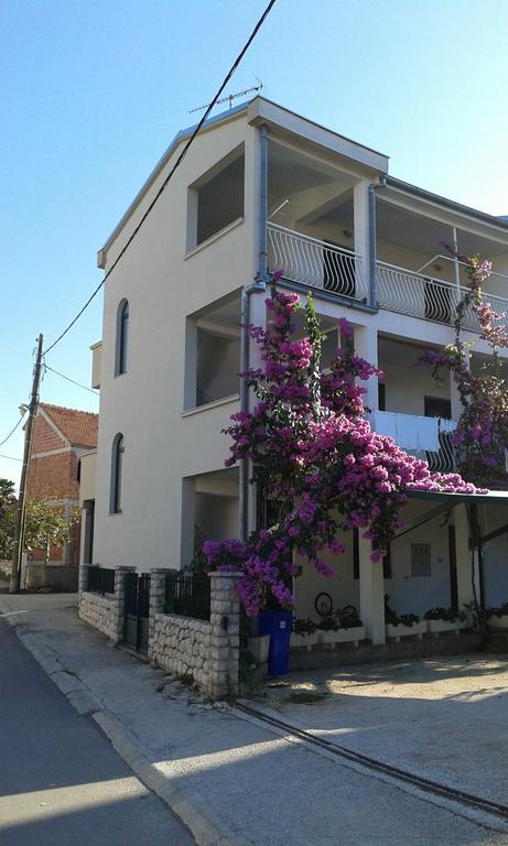 Apartments Davor Biograd Na Moru Exterior photo