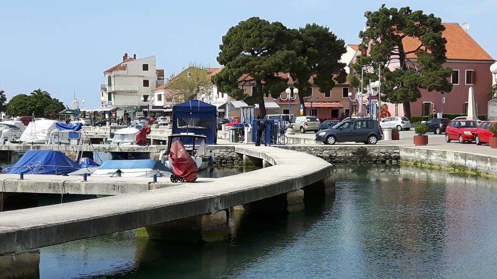 Apartments Davor Biograd Na Moru Exterior photo