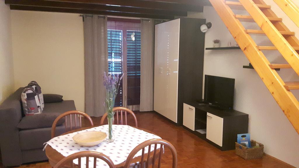 Apartments Davor Biograd Na Moru Exterior photo