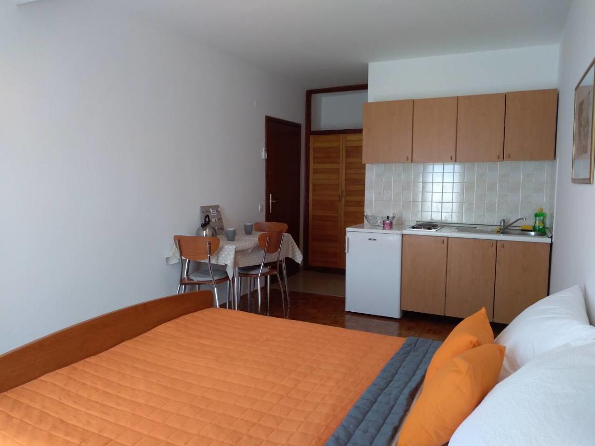 Apartments Davor Biograd Na Moru Exterior photo